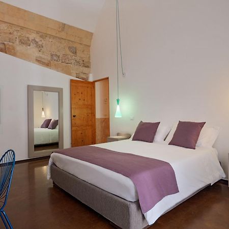 Palazzo Persone Dimora Storica Bed & Breakfast Lecce Bagian luar foto