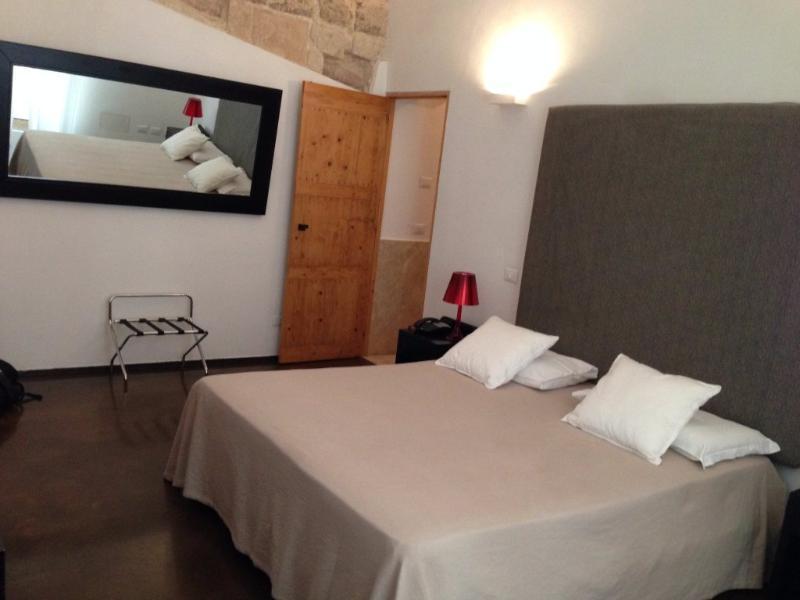 Palazzo Persone Dimora Storica Bed & Breakfast Lecce Bagian luar foto