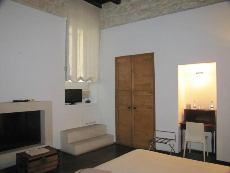 Palazzo Persone Dimora Storica Bed & Breakfast Lecce Bagian luar foto