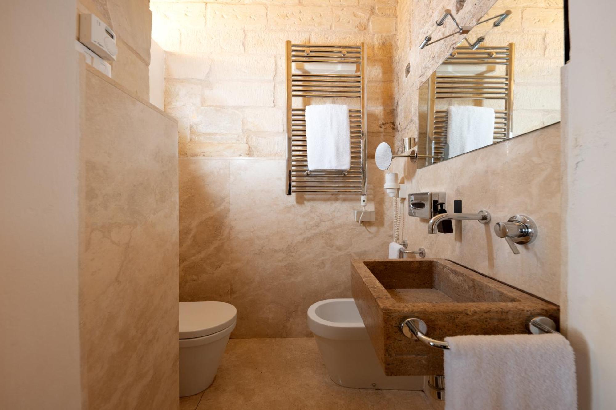 Palazzo Persone Dimora Storica Bed & Breakfast Lecce Bagian luar foto
